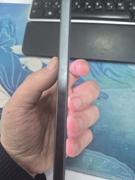 Продам телефон Oppo Reno 13F