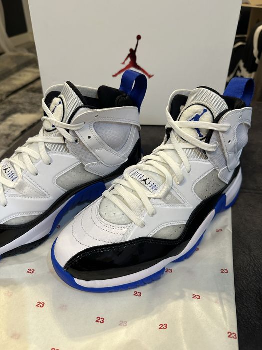 Jordan Two Trey Noi La Cutie