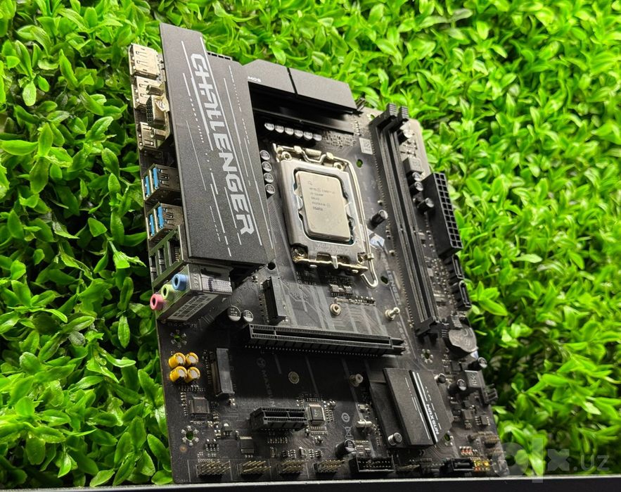 i5 12400f + MAXSUN Z690M