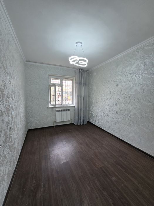 Срочно сотилади 
Янгихаёт тумани 
3А .3/1/7. 60м²
Можно в ипотека 
Ор-