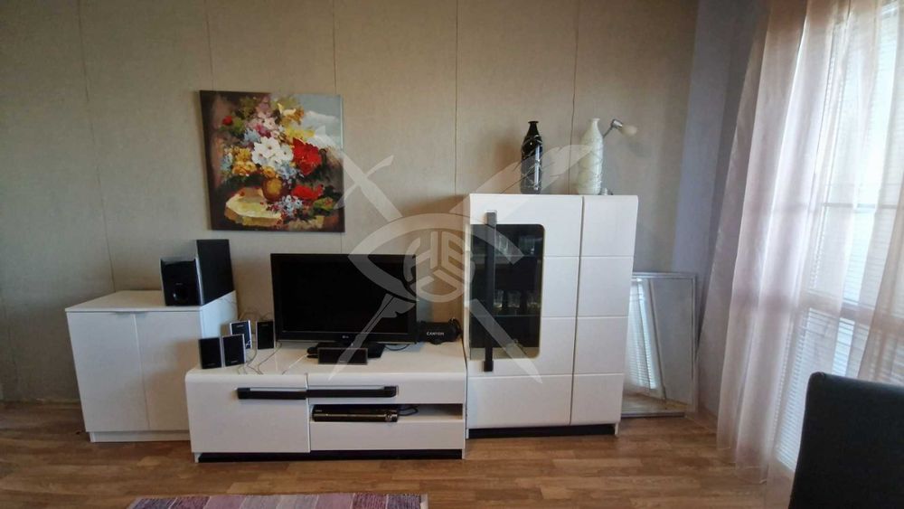 Дава се под наем Едностаен апартамент в София, Бъкстон - 55 кв.м за 648.21 € - Снимка #2