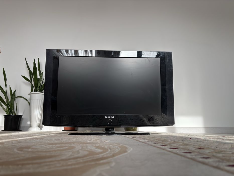 Телевизор Samsung торг есть!