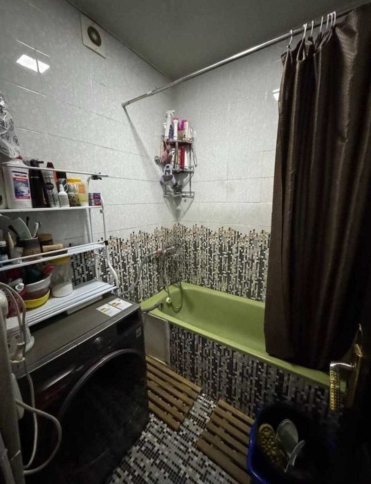 Юнусабад6, 2/1/4  2комнатная, не торец