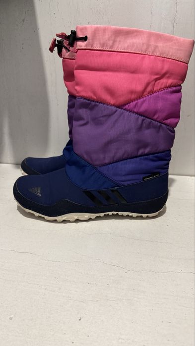 Продам дутышы Adidas