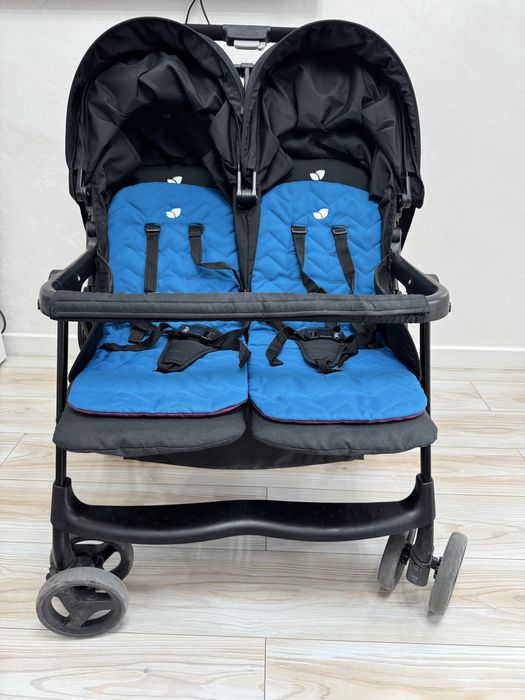 Продам двойную коляску Jole