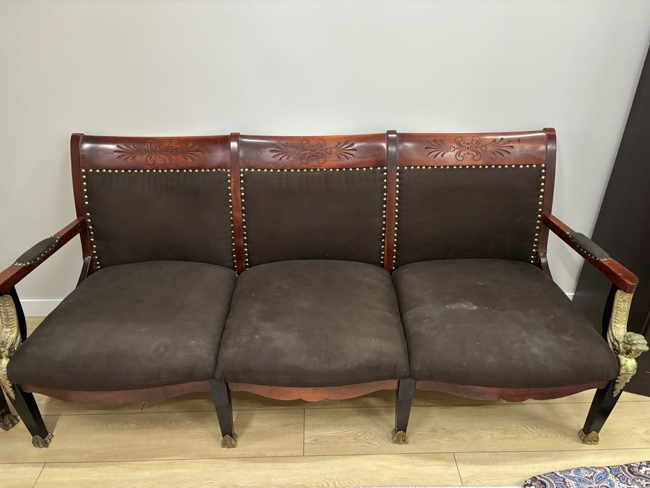 Продам уголок диван и 2 кресла