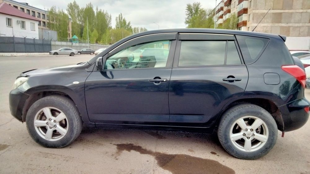 Продам машину Рав 4 2006г европеец на ходу
