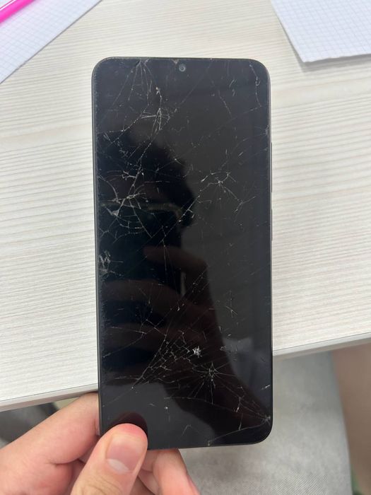 Redmi телефон не лагает