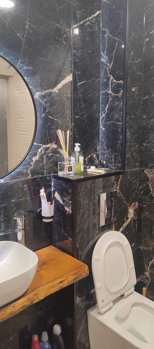 Продава се Тристаен апартамент в Асеновград - 103 кв.м за 1428 €/кв.м - Снимка #2