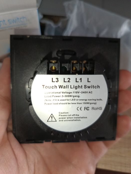 Întrerupător cu touch