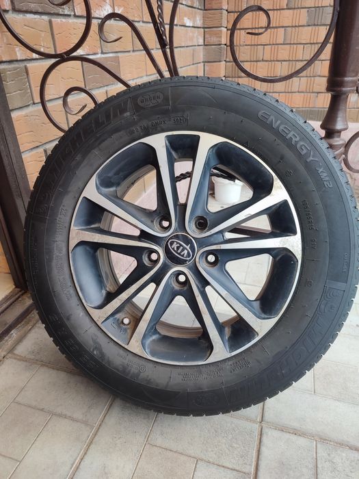 Шины Michelin с дисками 195/65-15