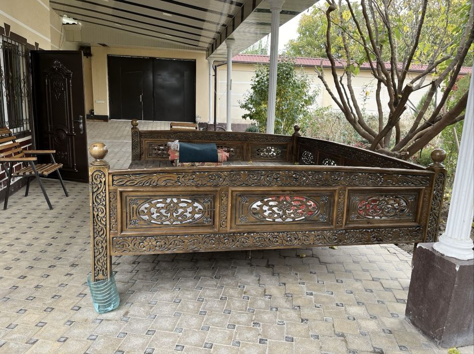 Xususiy uy sotiladi, bank orqali mumkin