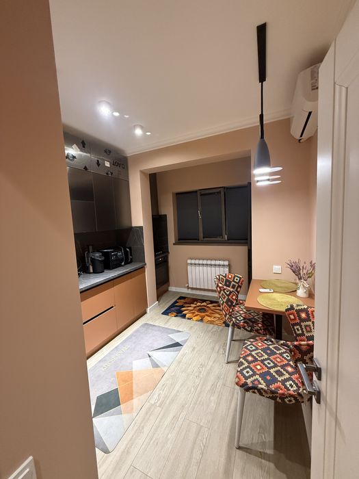 Срочно сдаётся Huawei office Ойбек метро