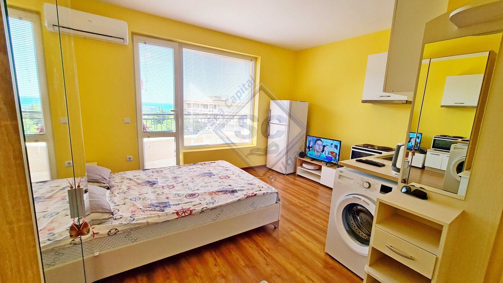 Дава се под наем Едностаен апартамент в к.к. Св.Св. Константин и Елена - 39 кв.м за 306 € - Снимка #1