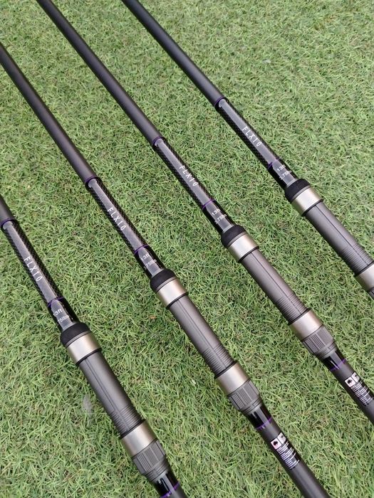 SET 4 Lansete FL FLX10 Carp 3.90 3.75Lbs Model 2023 

Produs NOU cu li