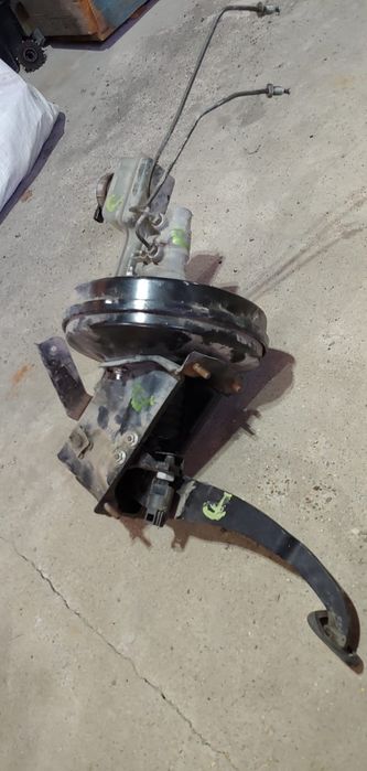 Педаль тормоза в сборе на Приору 2