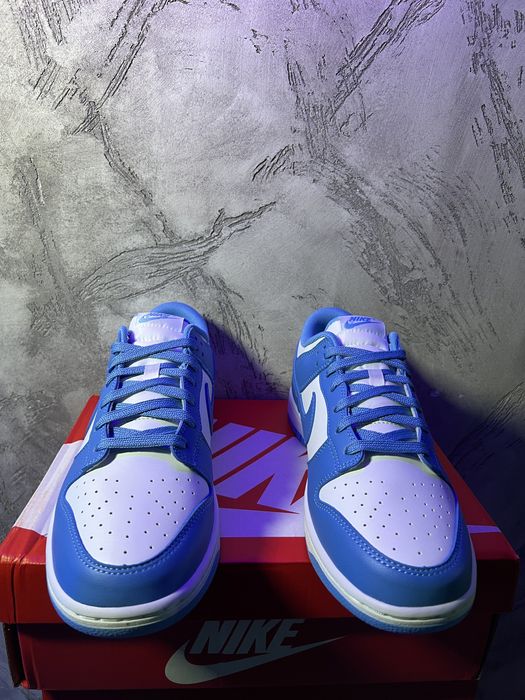 Nike Dunk Low “UNC”