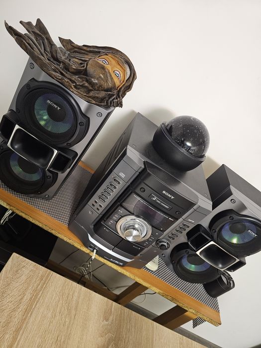 Combina sony..arata si funcționează 10 din 10