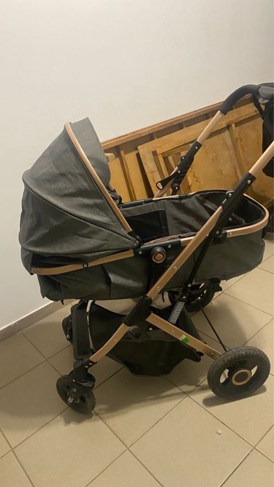 Коляска 2в1 торг есть