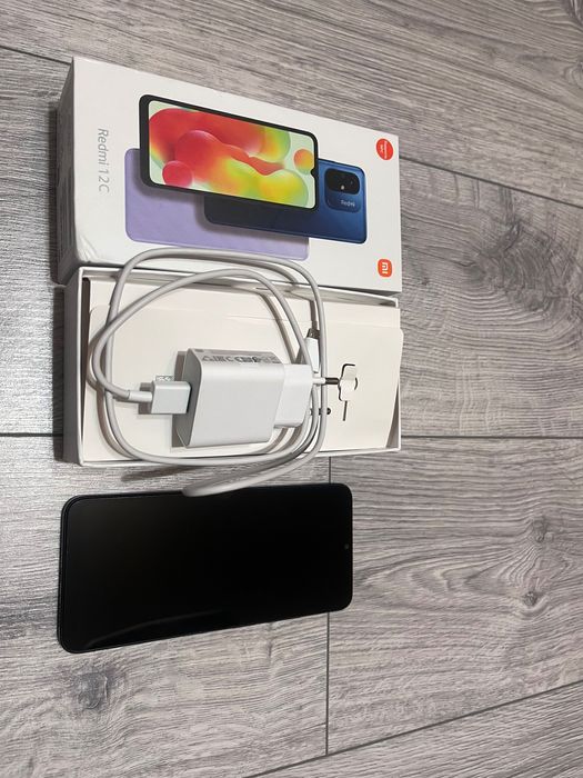 Vând Xiaomi Redmi 12C – 64GB; stare FOARTE BUNĂ