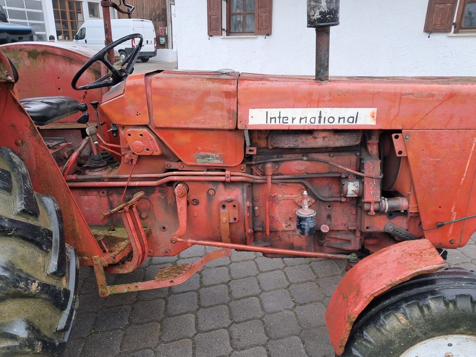 Tractor International 624
