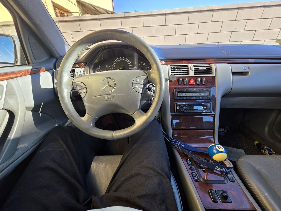 Mercedes E220 w210 automat 2.2 diesel
