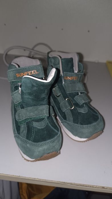 Ортопедические кроссовки