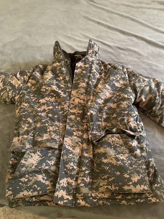 Бушлат с ватником и берцы