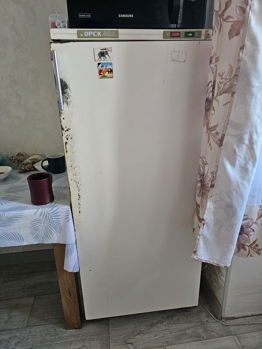 Холодильник советский