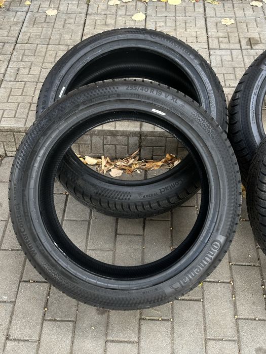 Зимни гуми CONTINENTAL WinterContact TS 870 P (255/40R19 100V XL FR) / DOT2025 - Като нови
