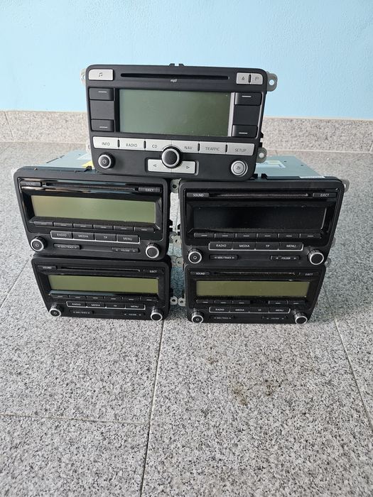 Radio CD Mp3 Casetofon original Volkswagen Tiguan Golf Passat Touran