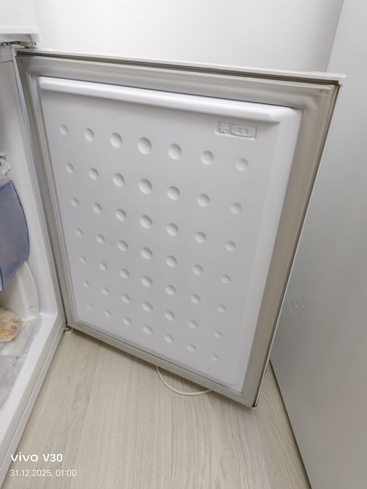 Продается холодильник