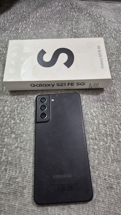 Продам Samsung S21