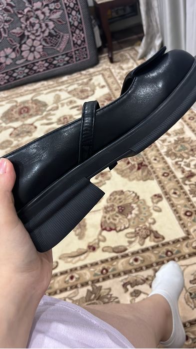 Туфли новые не ношенные.