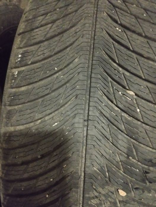 Продавам гуми Мишелин 215/55/18