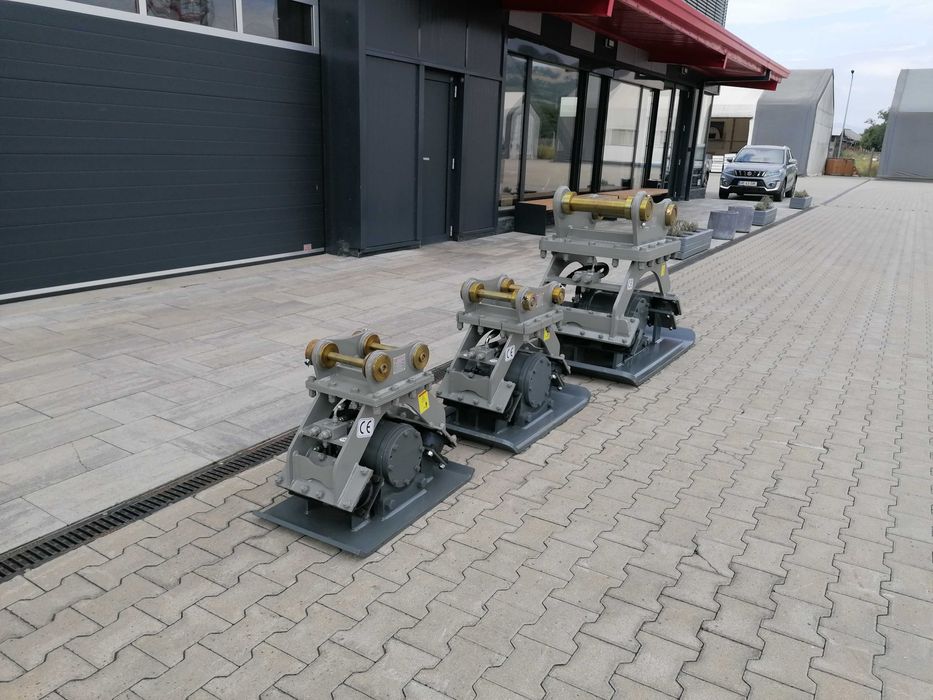 Placi compactoare pentru excavatoare
