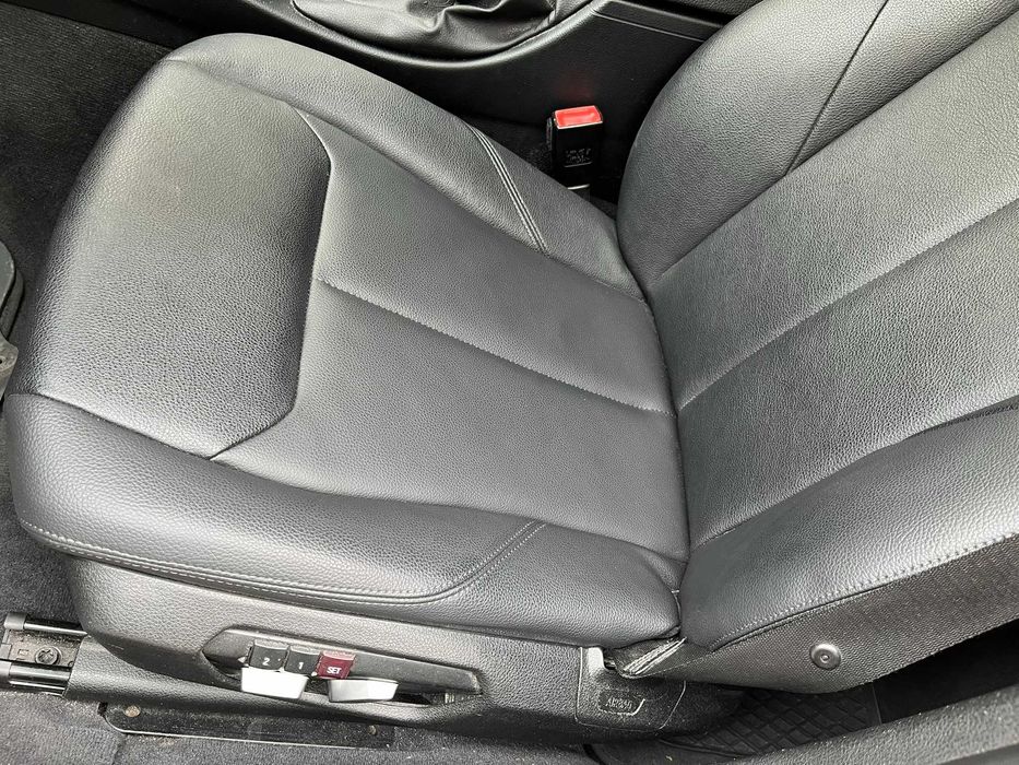 Продавам BMW 320i, xDrive, 135 kW, Bi-turbo