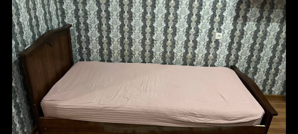 Кровать односпалка