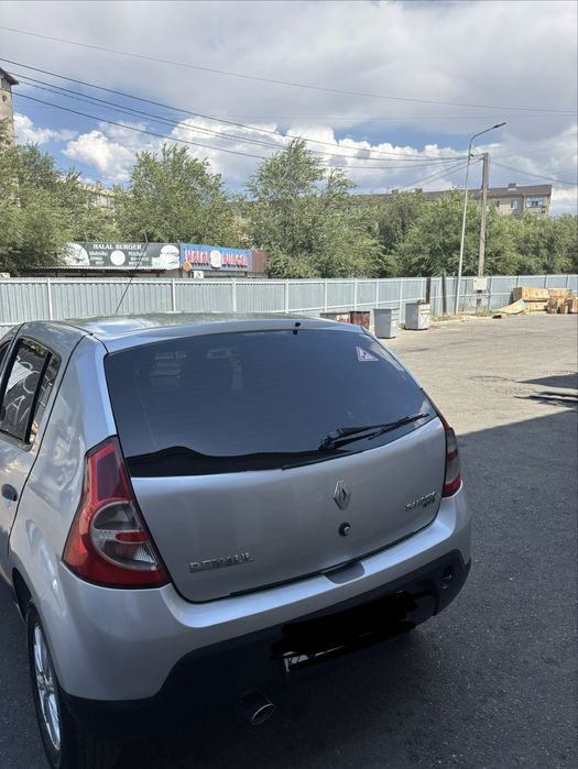 Renault Sandero 2013