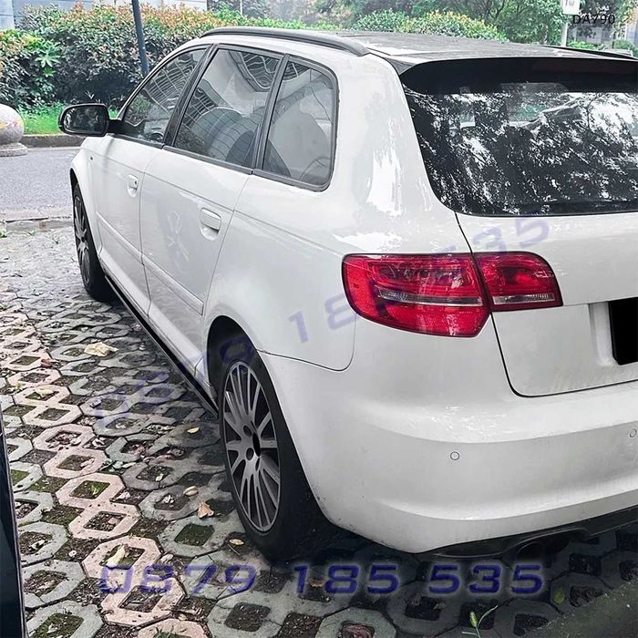 Добавки лайсни за прагове за Audi A3 8P S-Line 2004–2013 черен гланц DA790 тунинг ауди а3