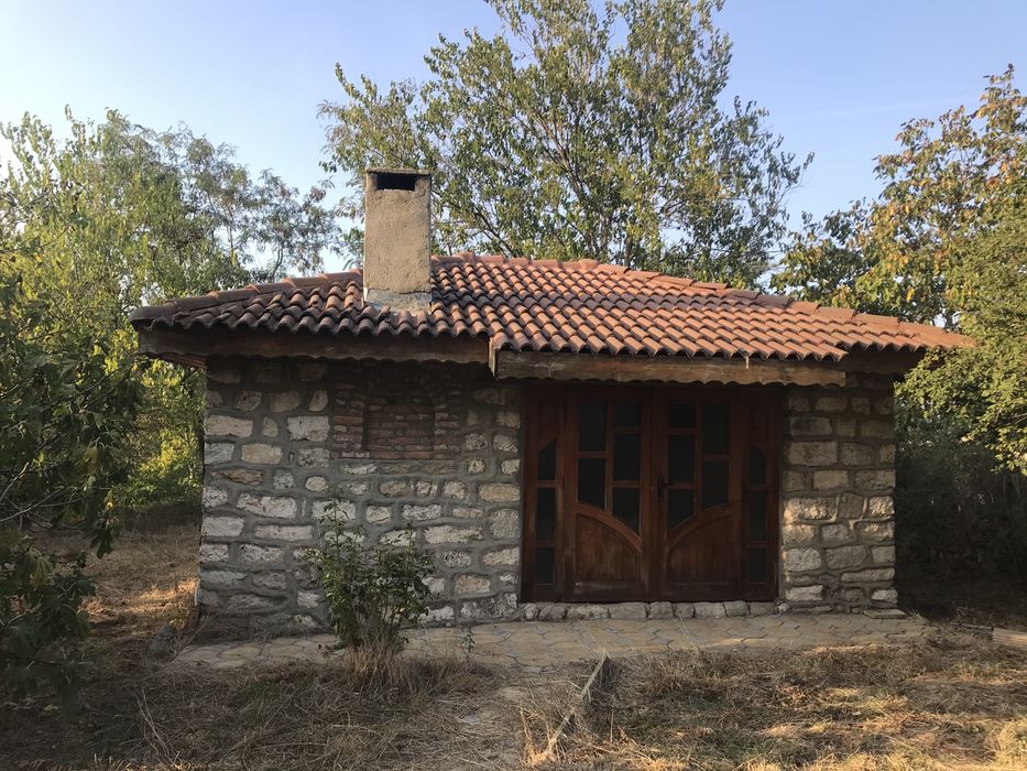 Дава се под наем Къща в с. Звездица, Област Варна - 270 кв.м за 900 € - Снимка #21