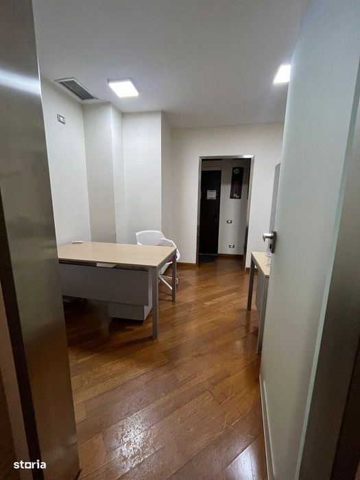 Apartament 4 camere superb 3min de Victoriei 15 min de Aeroport