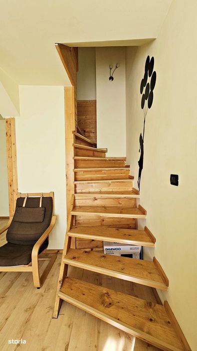 Central str Toamnei- CEC Brasov, apartament 3camere mobilat