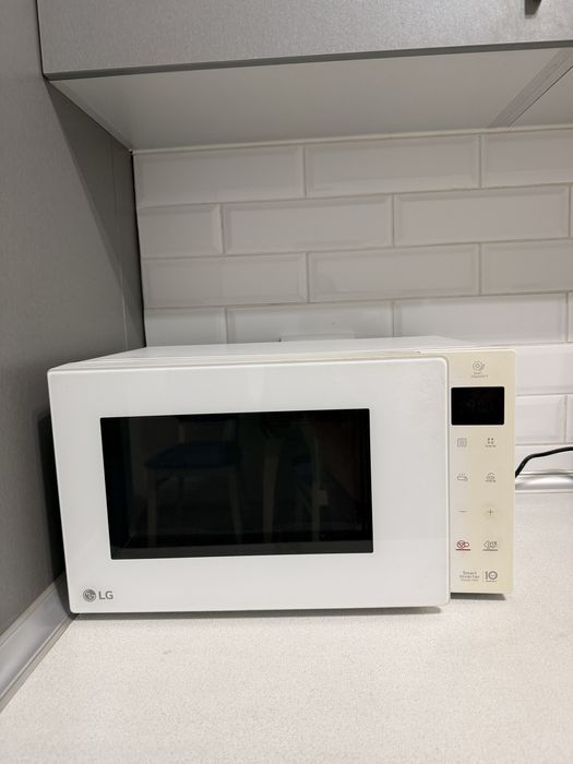 Микровалновка lg (микровалновая печь)