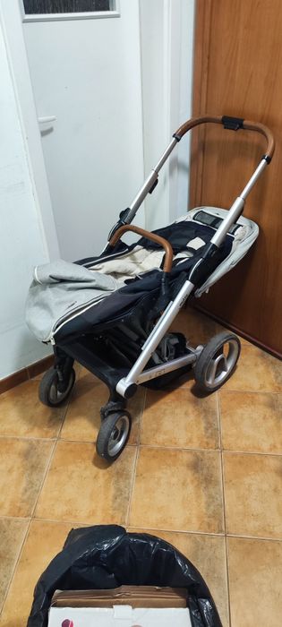 Подарява се детска количка Mutsy