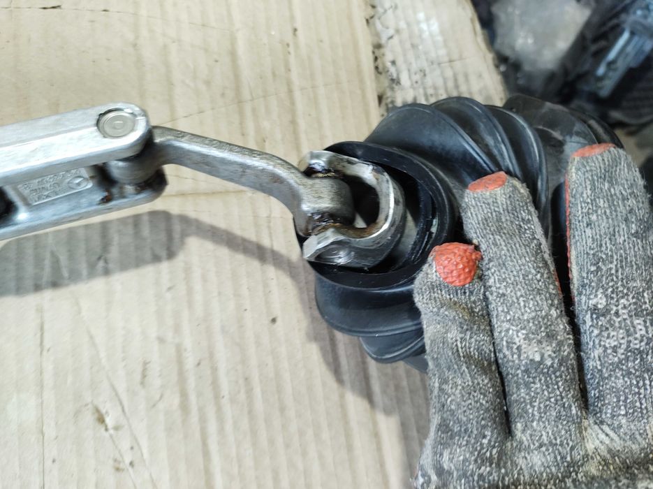 Кормилен Прът Mercedes E class W211 V6 Tmodel 320CDI