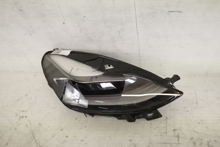 Фар Дясно Оригинален Лед Авариран Фейслифт Тесла Модел 3 / Tesla Model