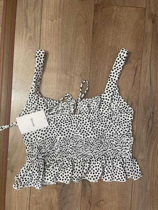 Top maiou bershka nou cu eticheta | LIVRARE GRATUITA