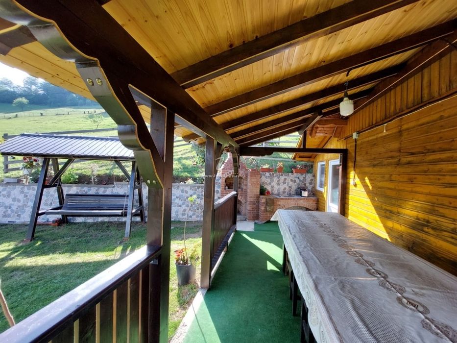 Cabana de închiriat