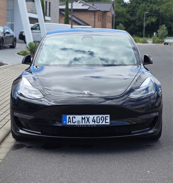 Tesla Model 3 Long Range Dual Motor AWD